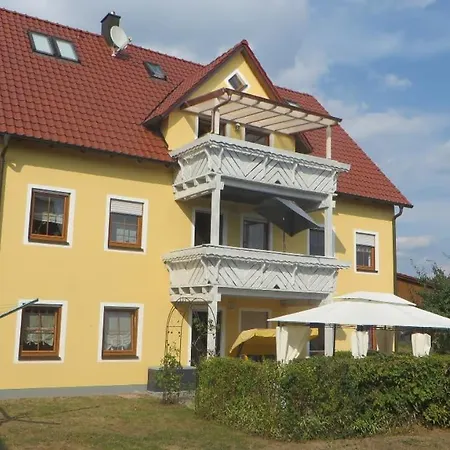 Pension-gaestehaus Kueblboeck Мини-отель